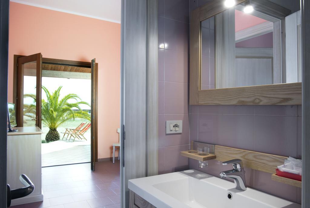 Residence Lido Chelo Bosa Marina Kültér fotó